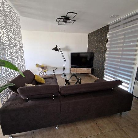 Villa Avec Piscine Sans Vis-A-Vis Caux-et-Sauzens Εξωτερικό φωτογραφία